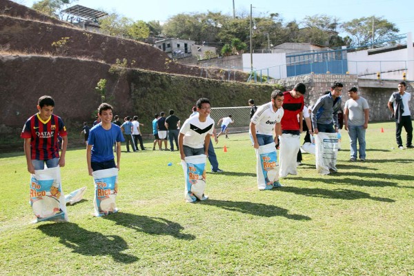 #FridayFunday en Macris