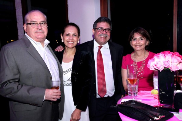 Rotundo éxito ESTILO Pink Party 2014