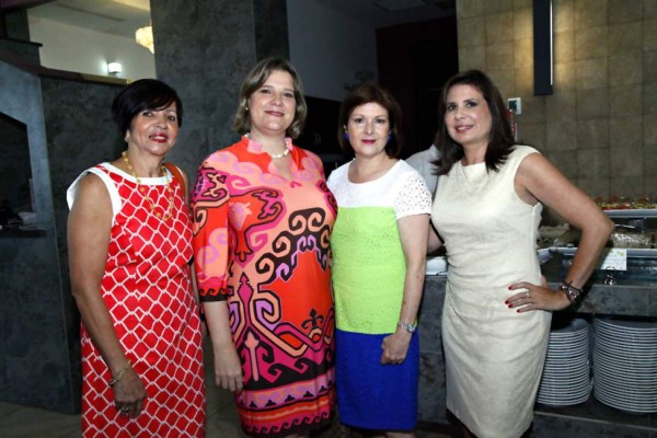 Cumpleaños de Maruca Reyes Noyola!