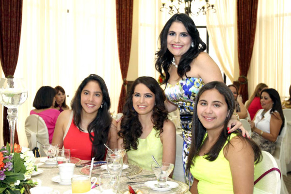 El cumpleaños de Claudia Kattán Jordán