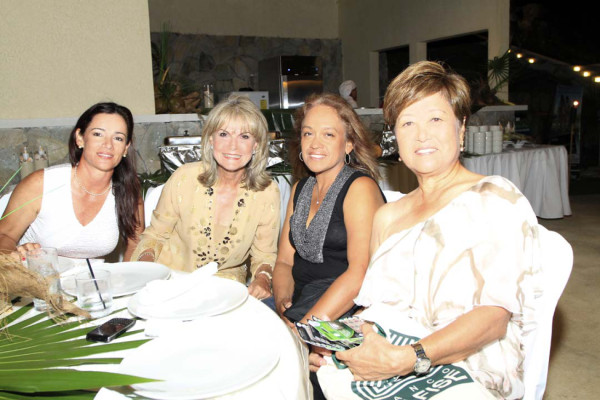Torneo de golf en Roatán