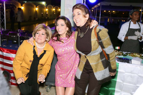Fiesta para Natalie Pagels y Tavi Canahuati