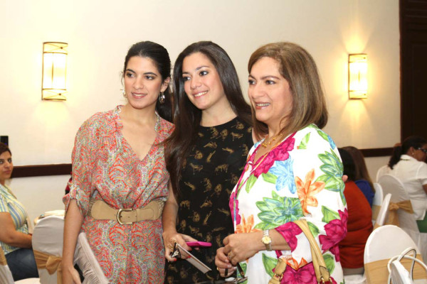 Shower para Joyce Andonie