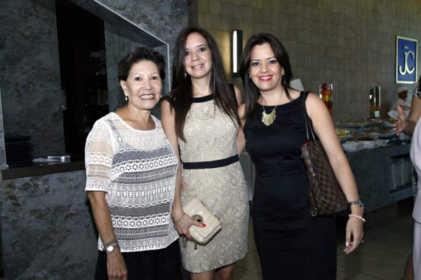 Cumpleaños de Maruca Reyes Noyola!