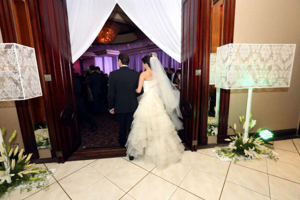La boda de Juan Carlos Canahuati y Natalie Pagels