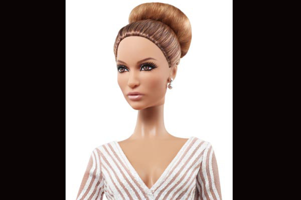 Jennifer López, la nueva barbie doll