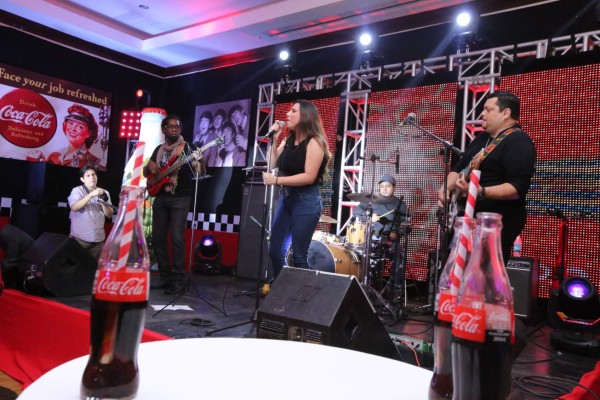 ¡Coca Cola celebra 100 años!