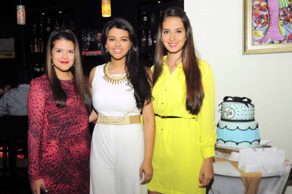 Happy birthday Valeria Hawit