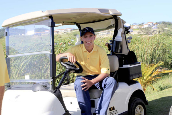 Torneo de golf en Roatán