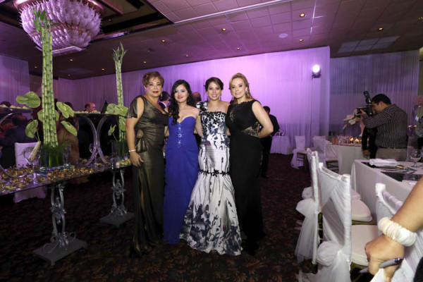 La boda de Juan Carlos Canahuati y Natalie Pagels