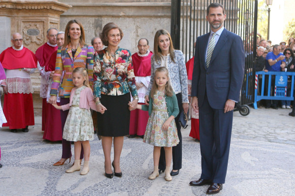 Niños herederos al trono