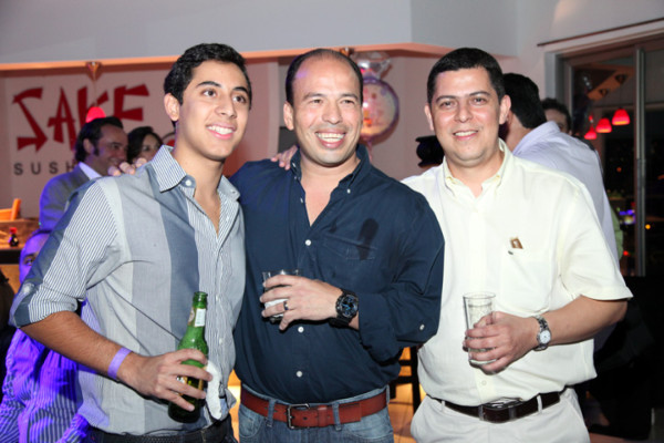 Celebrando 25 años de egresados