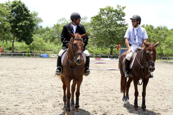 Competencia ecuestre de salto en La Lima