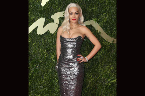 Rita Ora se une a Fifty Shades of Grey
