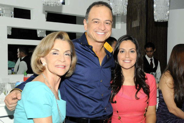 Fiesta para Rommel y María Cristina Hawit