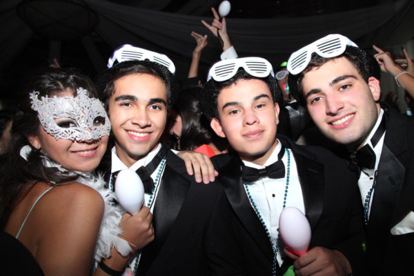 La prom de la Escuela Americana