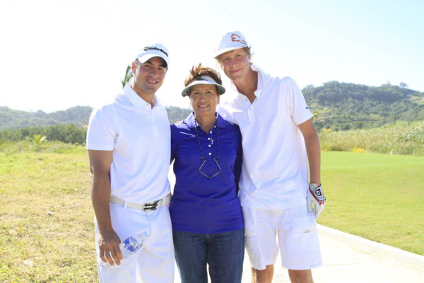 Torneo de golf en Roatán