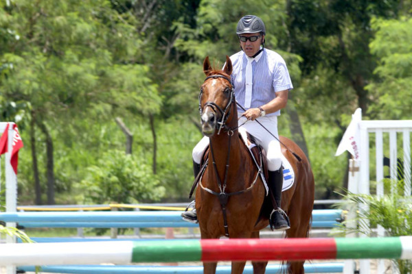 Competencia ecuestre de salto en La Lima