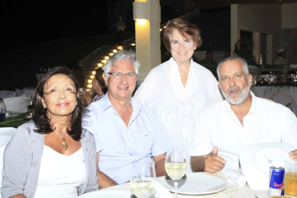 Torneo de golf en Roatán