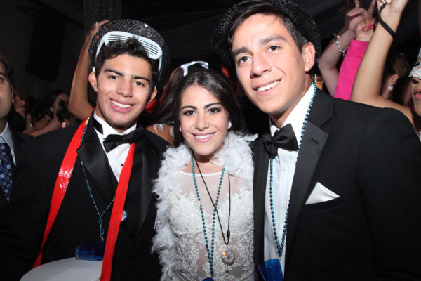 La prom de la Escuela Americana