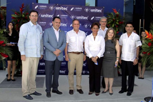 Inauguran moderno campus de UNITEC