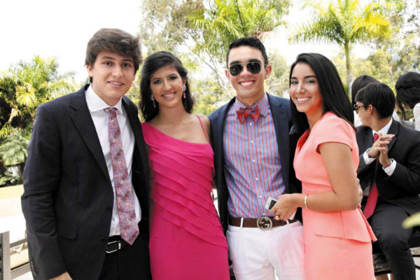 Senior breakfast de la Escuela Americana