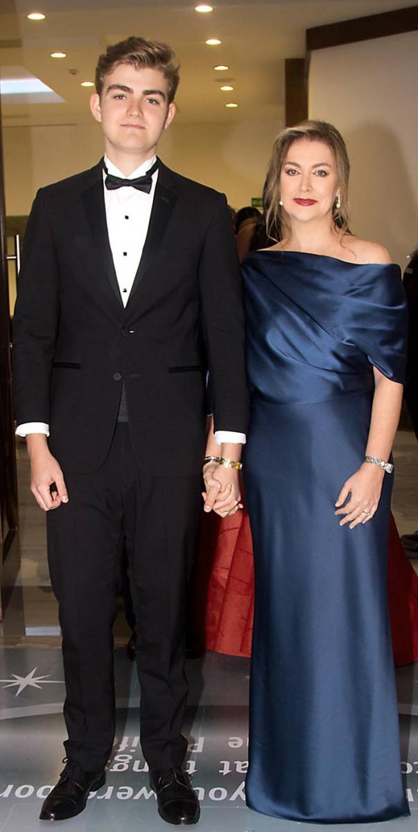Rodolfo y su madre Mónica Córdoba.