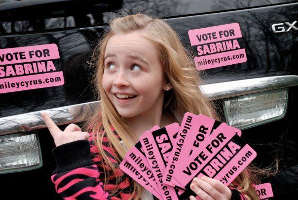El amor por la música siempre ha estado presente en la vida de Sabrina y desde niña ha demostrado talento. En el 2009 participó en “The Next Miley Cyrus Project”, concurso de canto organizado por Miley Cyrus, donde recibió el tercer lugar.