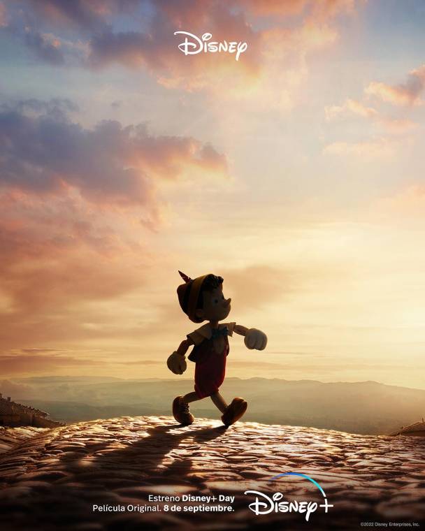 Vuelve a las pantallas de cine una de las películas más amadas por los fanáticos del mundo animado: Pinocchio, el niño de madera. Recientemente Disney Plus lanzó un primer avance de lo que será la cinta, y en este observamos muchos detalles que estamos seguros que te sorprenderán. Si quieres saber de qué se trata, sigue leyendo.