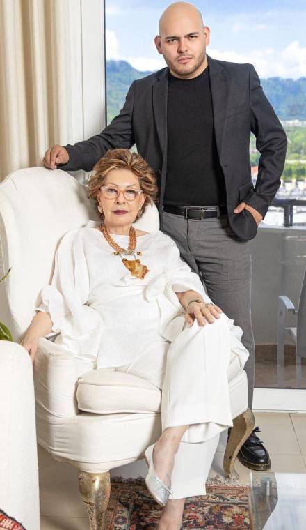 Lawin Paz &amp; Kolori se fusionan para traernos “MESTIZA” en BAC Estilo Moda 2023