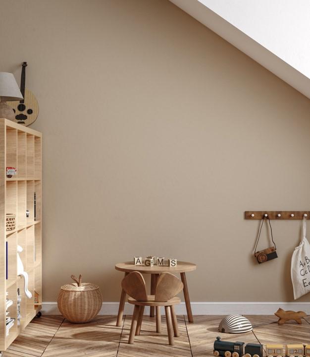 <b>Color Gris Topo</b>El topo y los tonos claros de arena y tierra continúan siendo tendencia en la decoración del hogar en 2024. Estos colores neutros y elegantes, comunes en la moda, son versátiles, cálidos y modernos. En la cocina, destacan en los frentes de armario, mientras que en el salón pueden emplearse en estores o cortinas. Al usarlos como color dominante en el salón, se logra un espacio elegante que se presta a la combinación con otros tonos, como verdes o amarillos claros.”