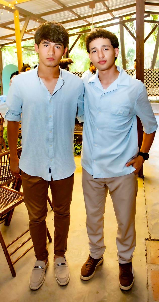  Kris Méndez y Fares Fernández