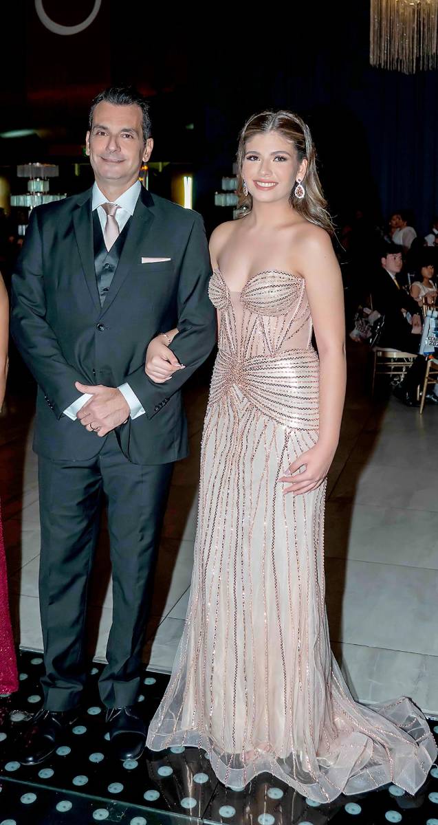 Fabiana Canahuati y su padre Alfredo Canahuati.