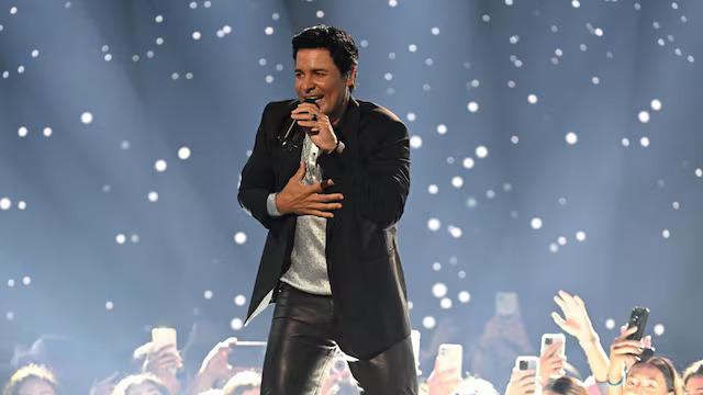 Hoy en día, Chayanne es un cantante, actor y bailarín de alto renombre. Sus conciertos llenan estadios, y sus baladas continúan siendo parte de los momentos más importantes de la vida de muchas personas: bodas, quinceañeras y celebraciones familiares. 