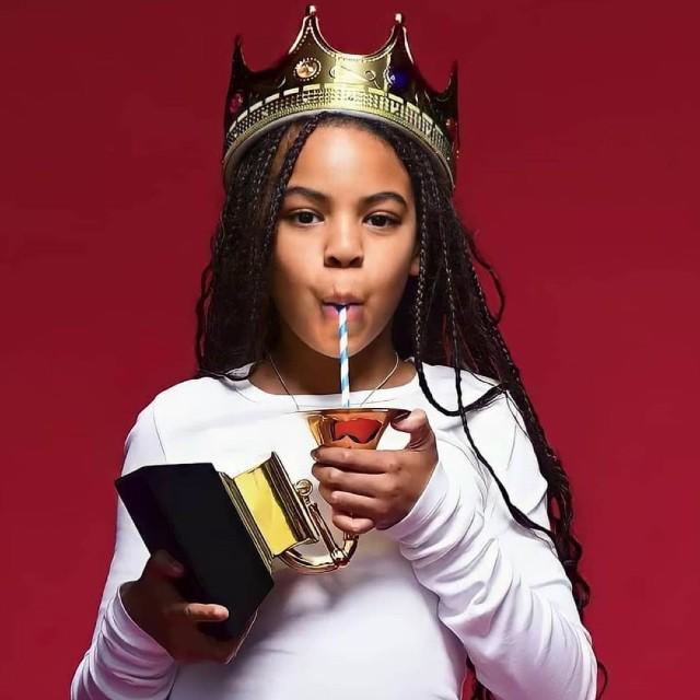 Blue Ivy, la hija de Beyoncé y Jay Z, con 9 años fue galardonada por Mejor vídeo con “Brown Skin Girl” de la banda sonora de El Rey León. Cabe destacar que el dúo de madre e hija venció a artistas como Drake y Harry Styles.