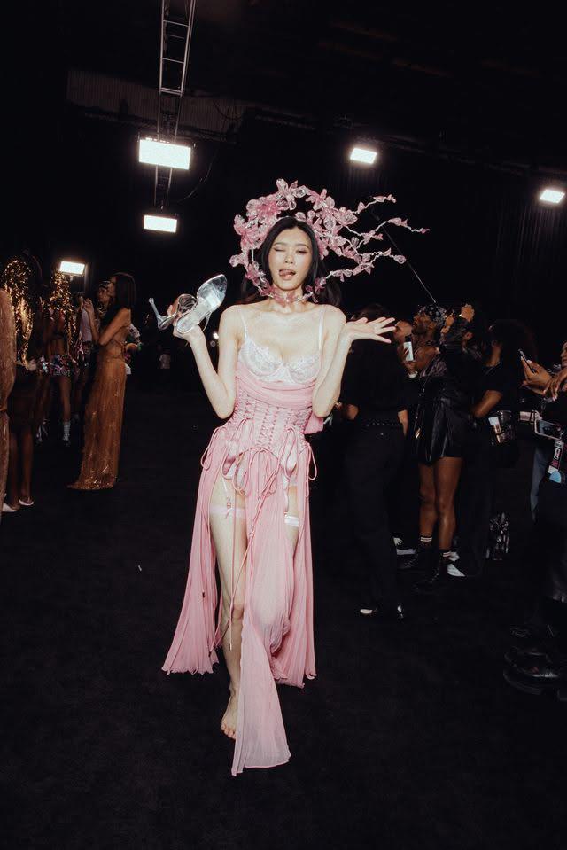 Backstage del desfile de Victoria’s Secret 2026