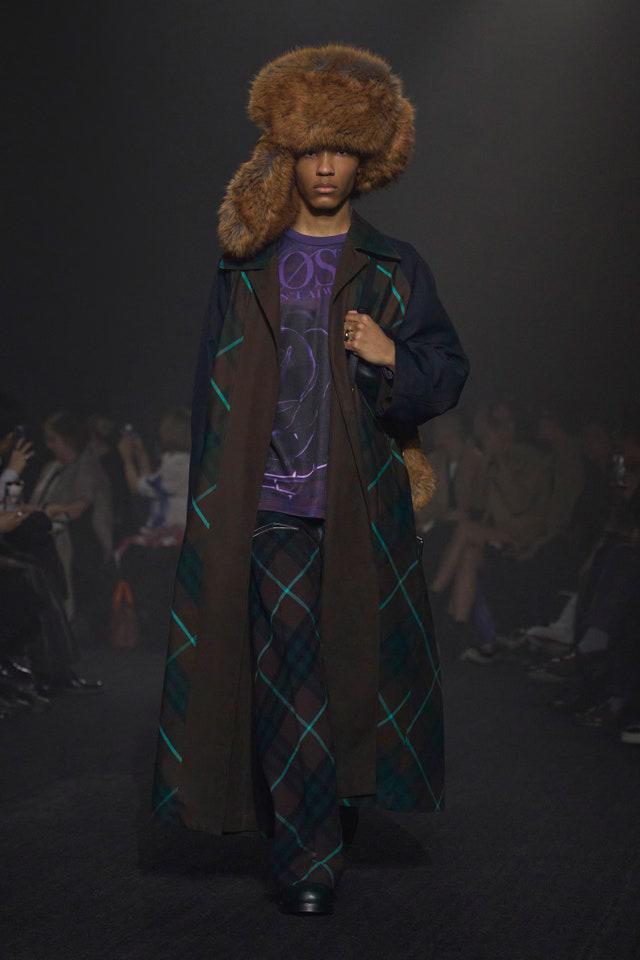 Burberry presenta su colección Otoño Invierno 2023/2024