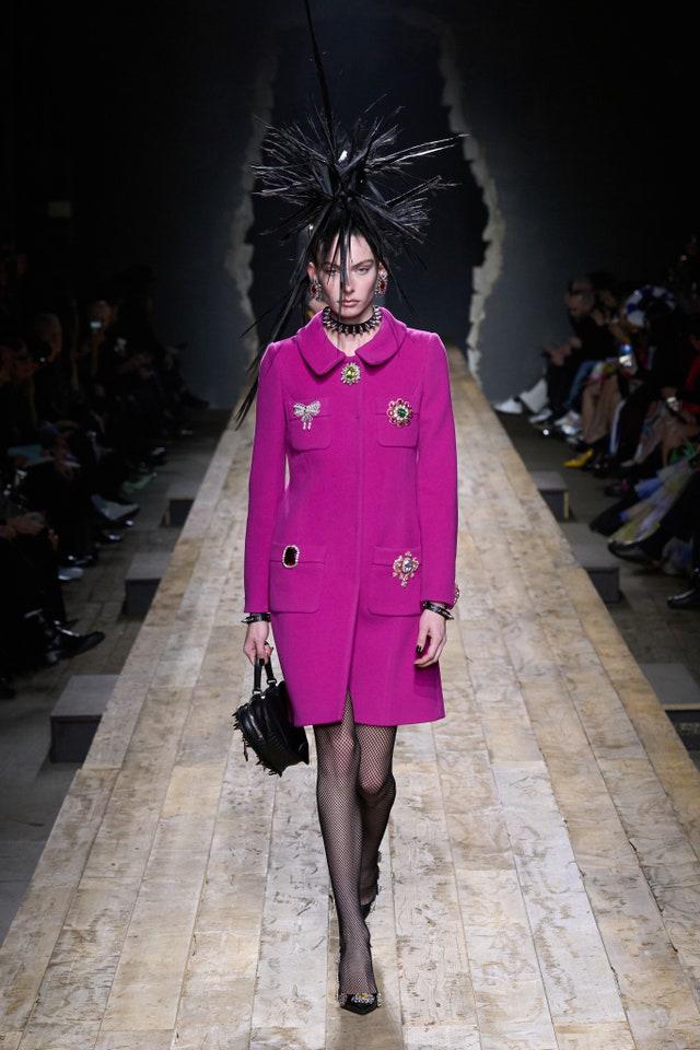 Moschino presenta su colección Fall-Winter 2023/2024