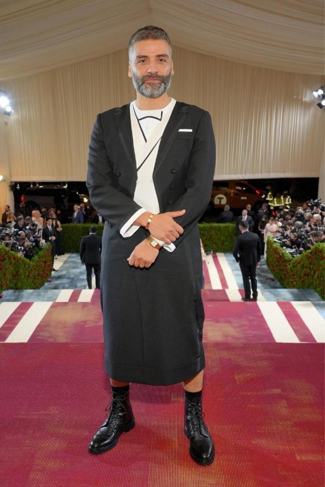 Oscar Isaac en Thom Browne