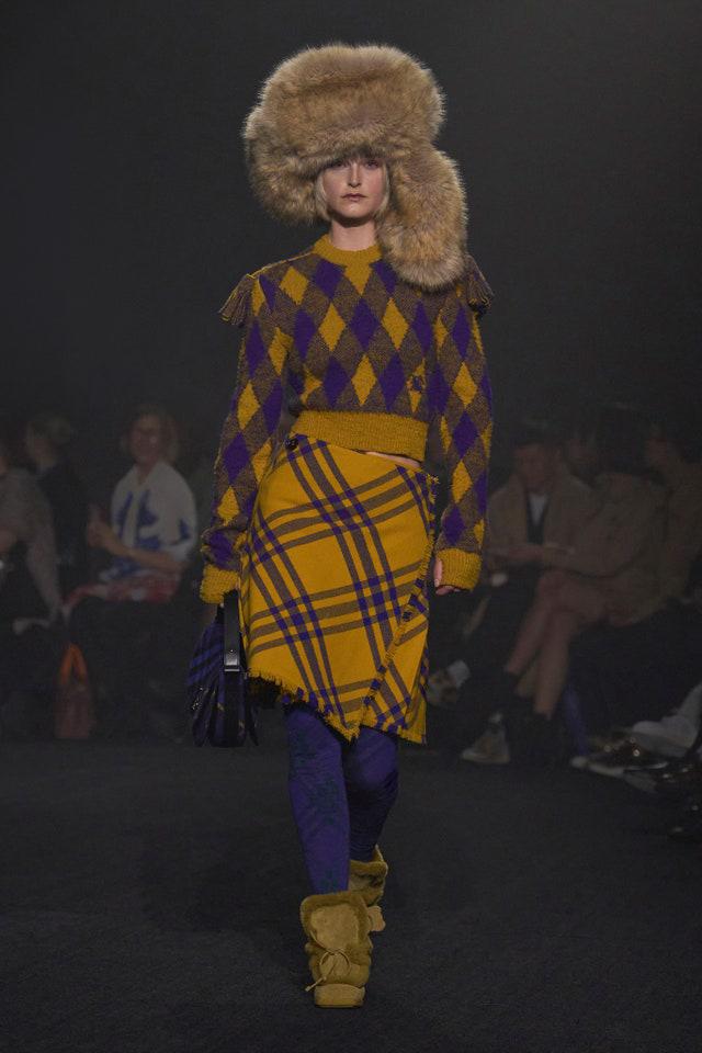 Burberry presenta su colección Otoño Invierno 2023/2024