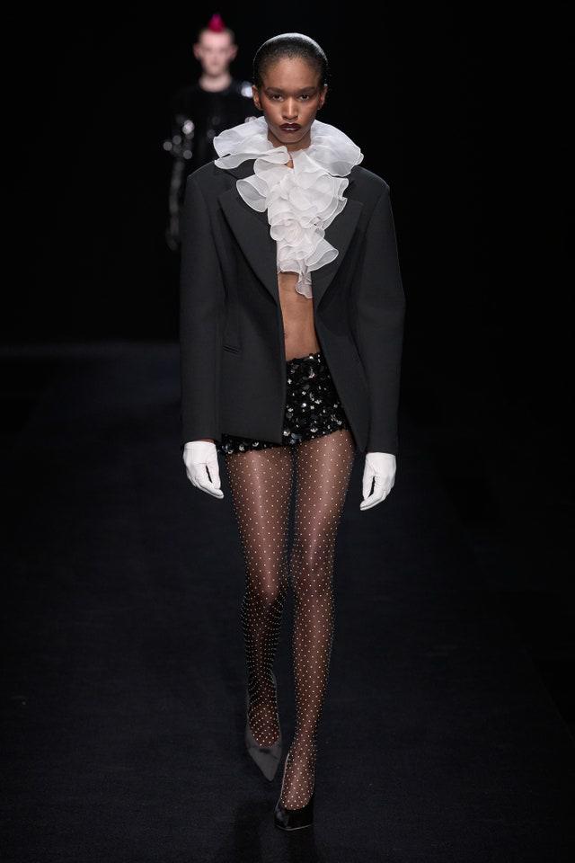 Valentino presenta su colección Alta Costura Primavera 2023