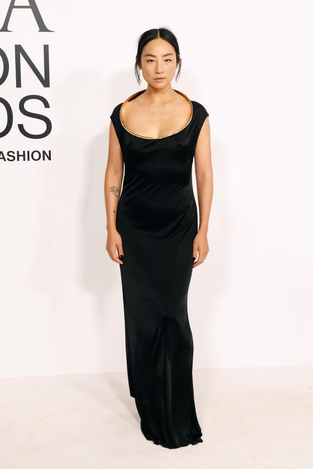 También hay mucha probabilidad de ver brillar a la actriz y modelo Greta Lee. 