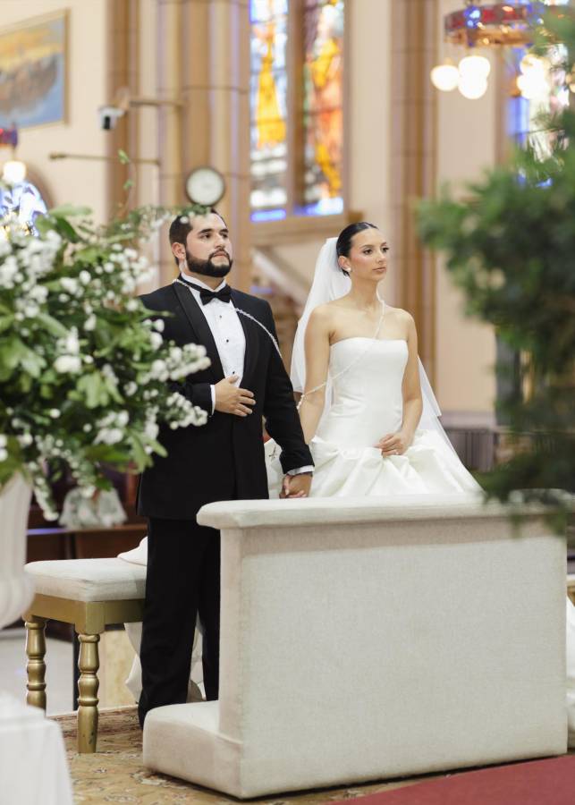 Valeria y Ricardo celebran su boda: un “sí, para siempre” rodeados de amor