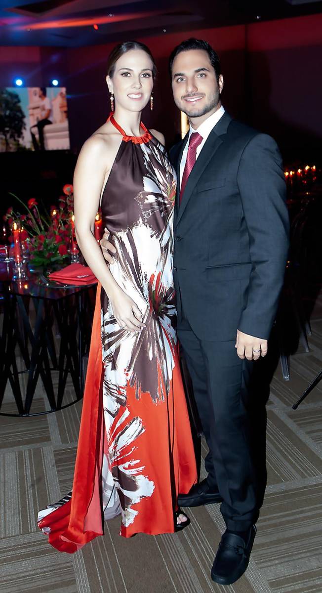 Leila y Mario Alberto Canahuati.
