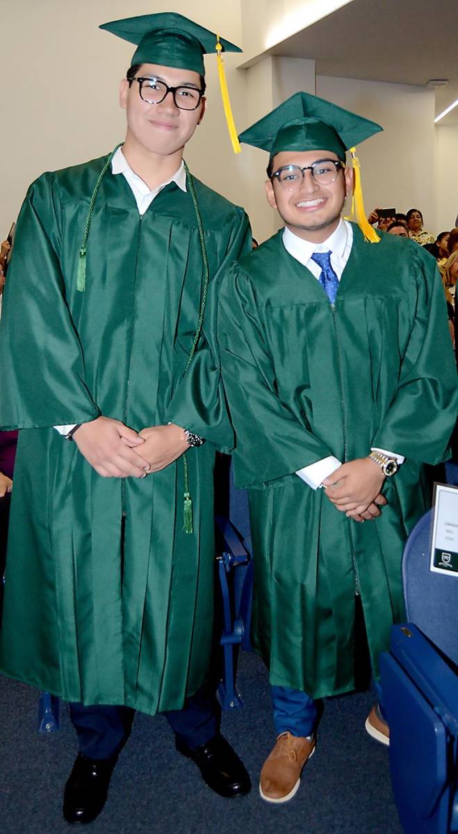 Javier Ramírez y Jhoan Pineda.