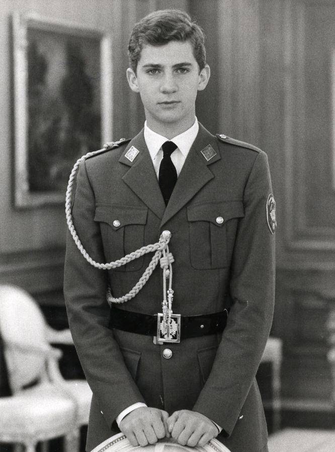 El entonces príncipe Felipe de España realizó su formación militar entre 1985 y 1988