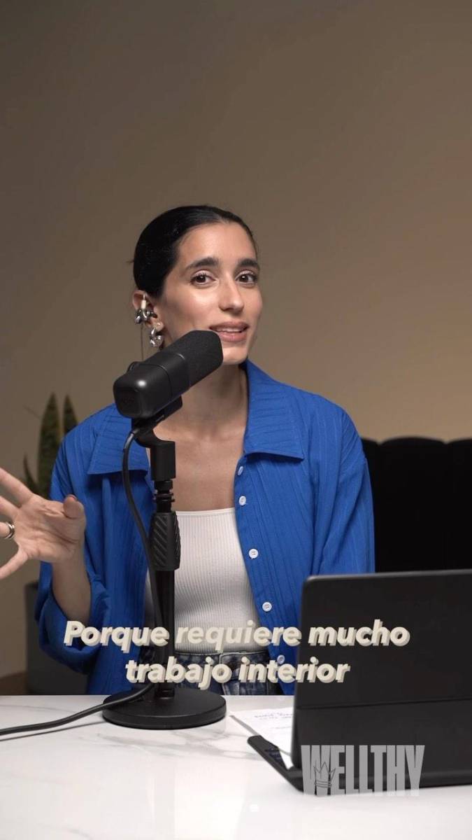<b>Wellthy por Nati Lloyd </b>Únete a Nati Lloyd en el podcast “Wellthy” y adéntrate en un fascinante viaje hacia la salud y el bienestar. Este espacio está especialmente diseñado para mujeres y mamás en busca de conversaciones transformadoras que eleven su bienestar y enriquezcan su vida. En cada episodio, Nati comparte valiosas lecciones y experiencias; descubre cómo superar la falta de consistencia y motivación, y aprende estrategias para encontrar alegría y satisfacción en tu propia práctica de ejercicio. Además, explora la relación personal de Nati con el ejercicio y su inspiradora transformación hacia una mentalidad saludable.
