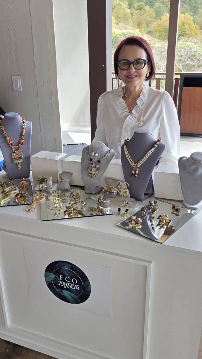 Moda hondureña y Ecojoyería se unen en Distrito Runway