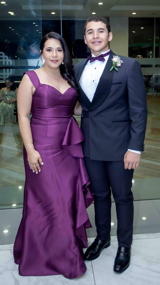 Tatiana Gallardo y Diego Figueroa Gallardo. 