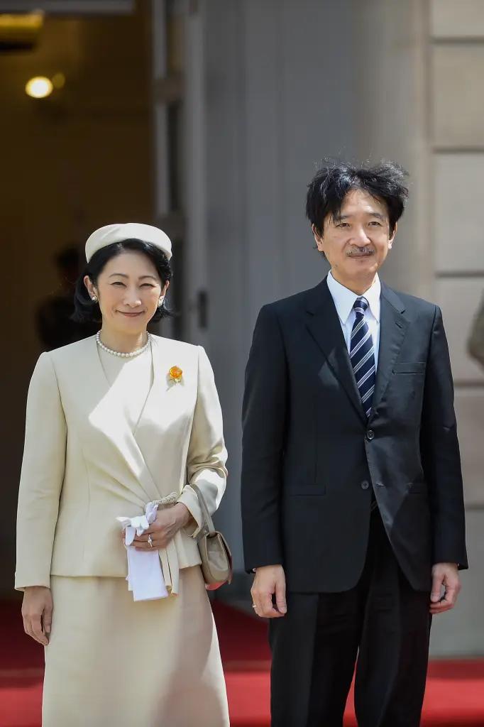 El príncipe heredero de Japón Akishino y su esposa Kiko 